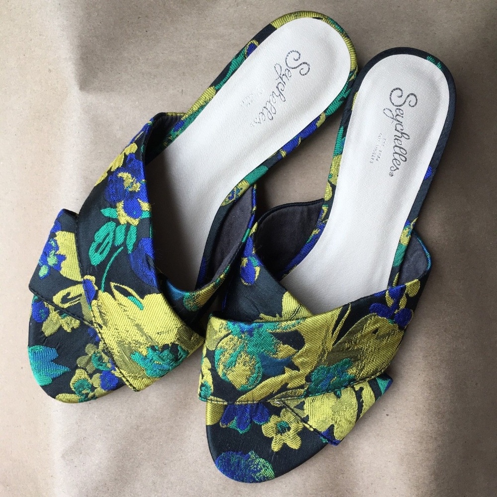 Anthropologie Seychelles Floral Brocade Sandals 7